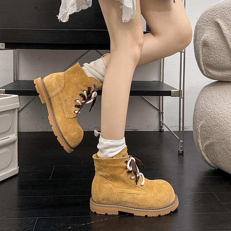 Kapibara ugly cute big head Martin boots women's 2025 new British style versatile outdoor tooling rhubarb boots