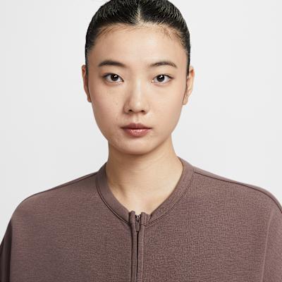 Nike Jackets Women's Dark Brown Crew Neck Moderate Other