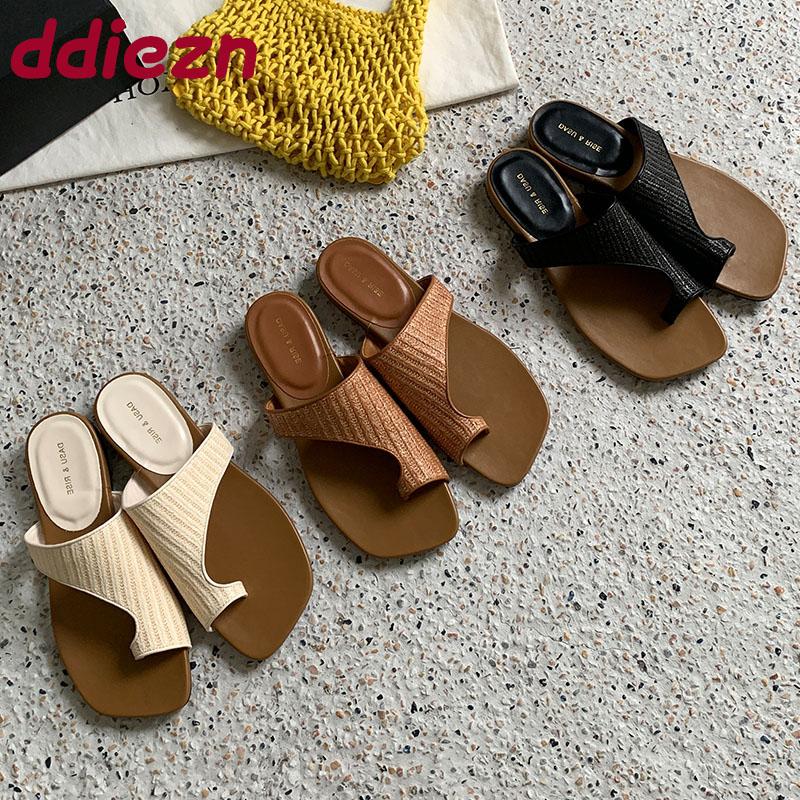 Mode Neu Sommer Strand Pantoletten Damen Ballerinas Hausschuhe Schuhe Damen Flip-Flops Mode Eckige Zehen Damen Ballerinas Hausschuhe Sandalen