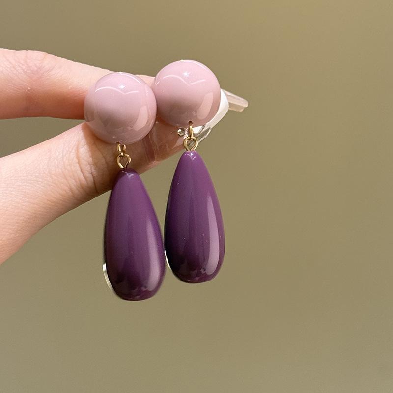 Acrylic round water drop pendant earrings, simple temperament earrings, high-end fashion and versatile earrings.