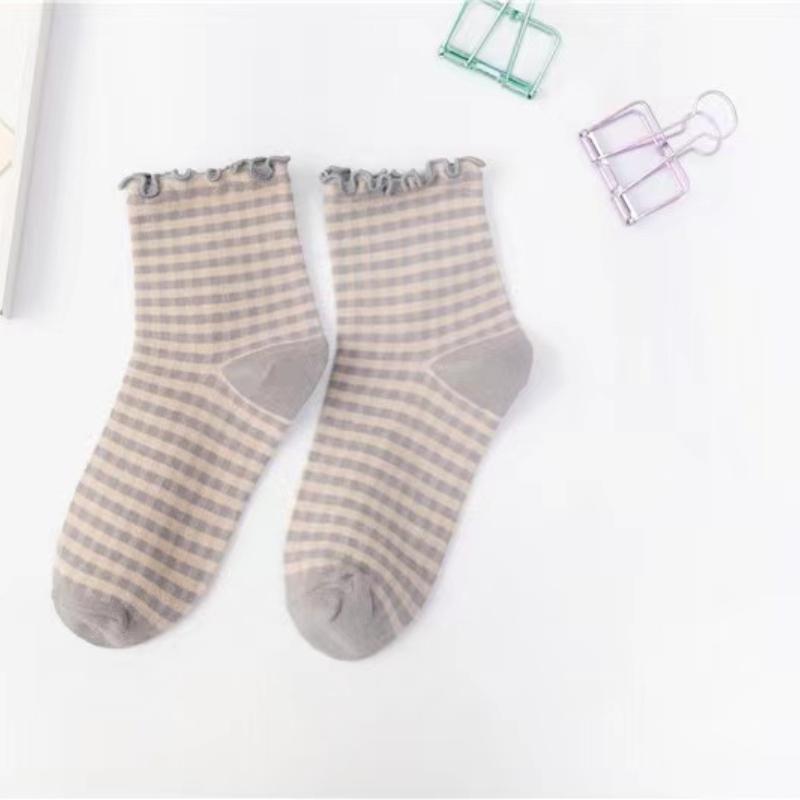 Women's Retro Plaid Cotton Socks Autumn Comfortable Elastic Crew Length Fashionable Short Socks For Daily Wear