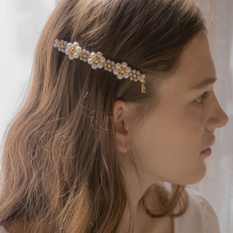 

Jean Paul Clarisse Long Daisy Automatic Pin LFAC0379 black