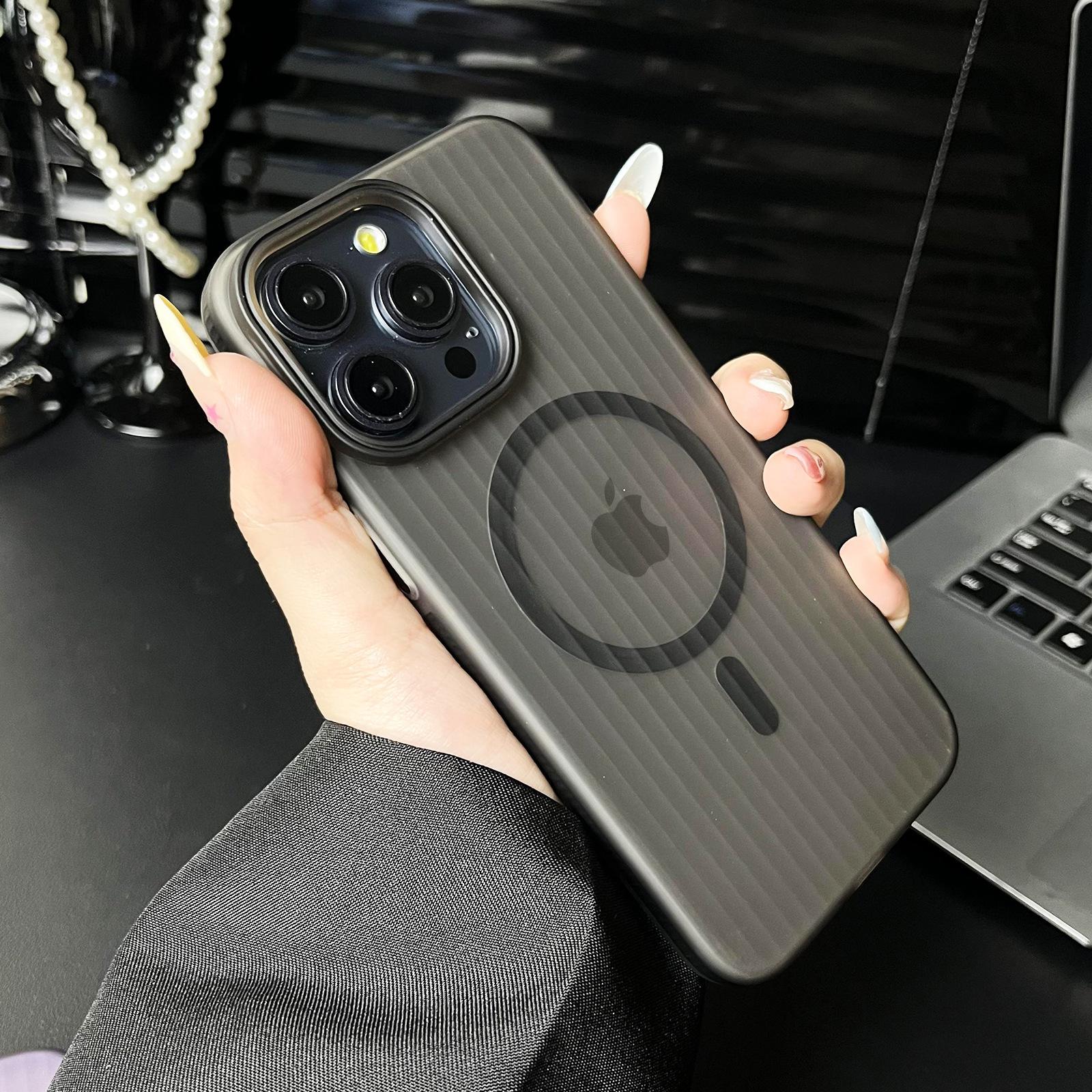 

Підходить для iPhone 16 Протиковзкий бічний чохол для телефону 15 Друге покоління Гофрований на дотик шкіри Матовий Магнітна адсорбція Apple 14 Жорсткий чохол 13 iPhone 13PRO