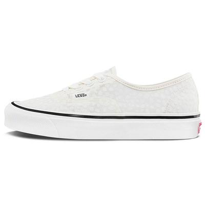 Încălțăminte unisex – Adidași