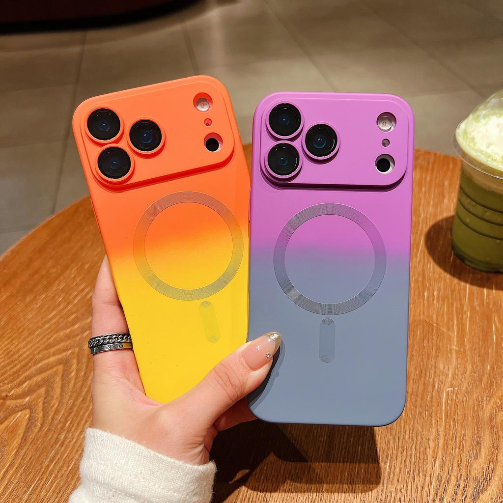 Two-color Gradual Change Magnetic Attraction Is Suitable for iPhone17promax All-inclusive Anti-drop Apple 16 with Its Own Lens Film Protective Cover