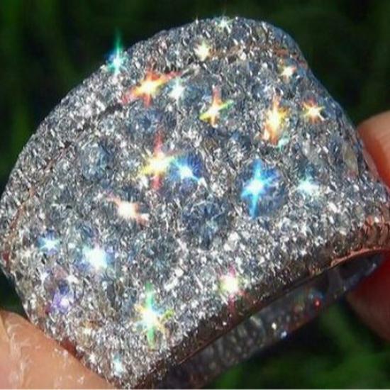 Exquisite Eight Hearts & Arrows Zircon Ring - European/American Fashion R5616