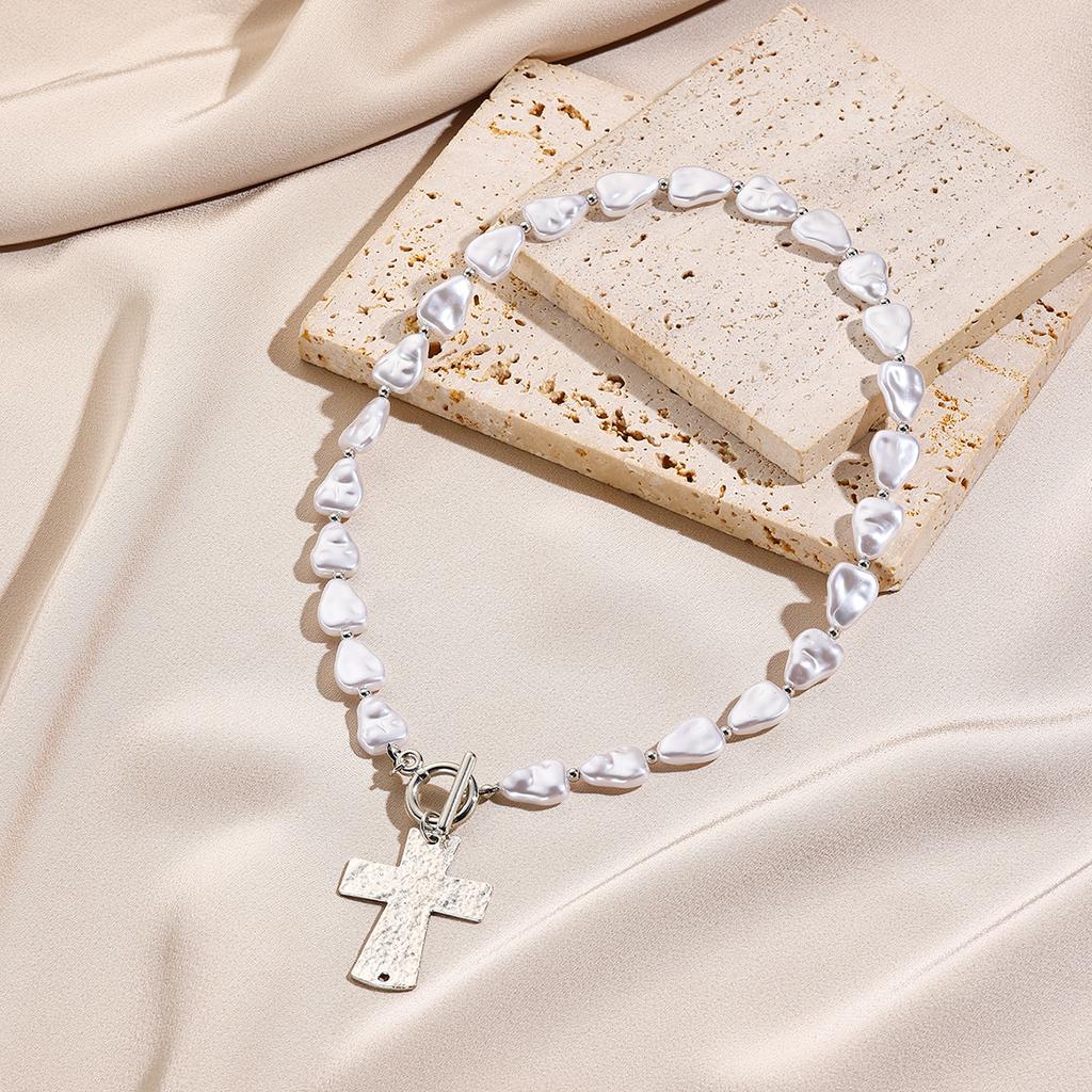 Necklace for Women Patchwork Rose Cross Pendant Necklace Personalized Irregular Crystal Beaded Collarbone Chain Beautiful Elegant Necklace for Her