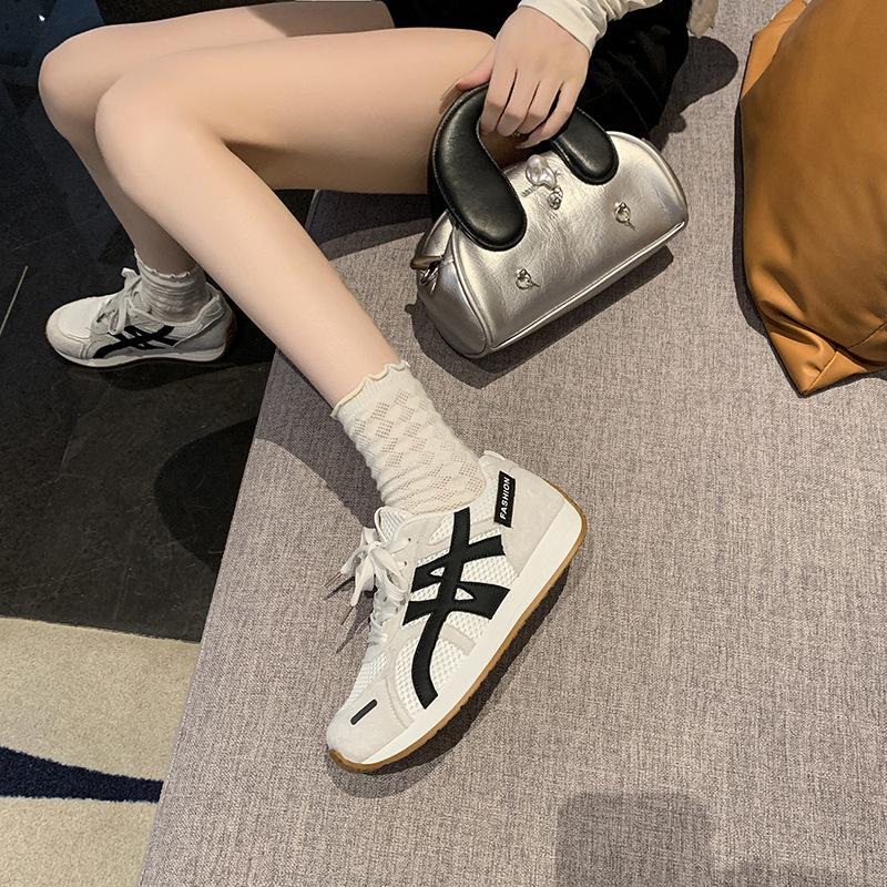 

Shoes women s new thick-soled mesh breathable, light and comfortable student running shoes 40 чёрный