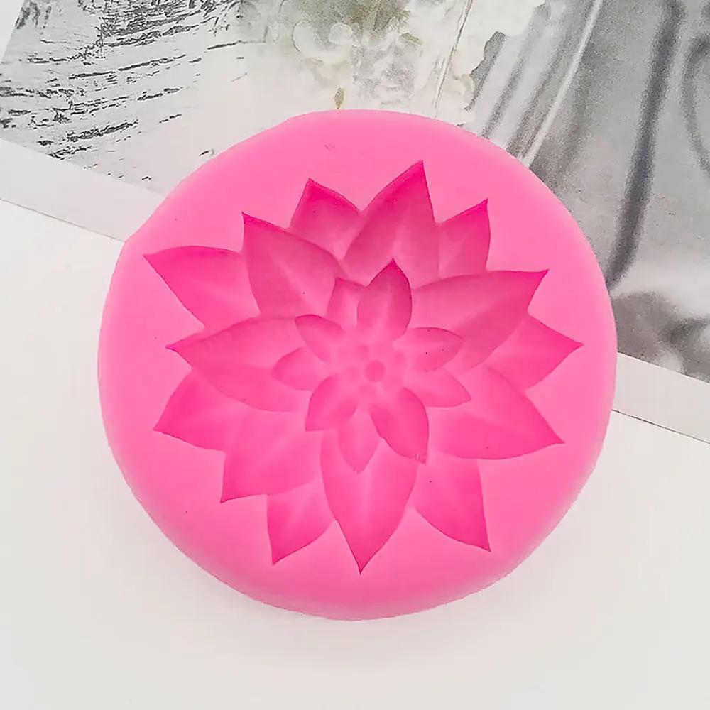 Silicone World Christmas Holly Leaf Silicone Mold Fondant Chocolate Cake Mold Baking Decoration Tool Soap Candle Mould DIY