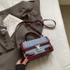 IELGY fashionable portable small square bag, contrasting colors, simple and versatile single shoulder niche trendy messenger bag