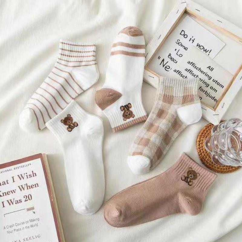 Damen Sommer Dünne Neue Bär Studenten College Socken