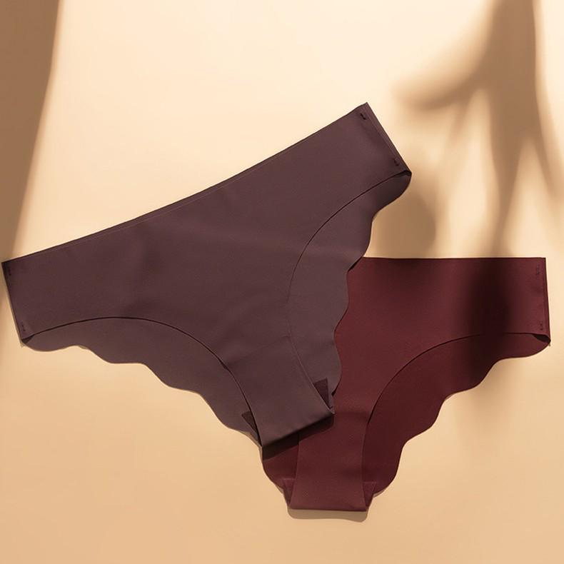 Ice Silk Plus Size Women's Ruffle Seamless Panties with Breathable Cotton Crotch