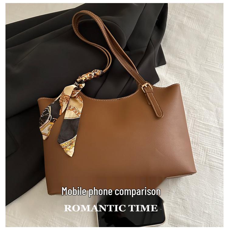 2025 Retro Large Capacity Women's Shoulder Tote Bag