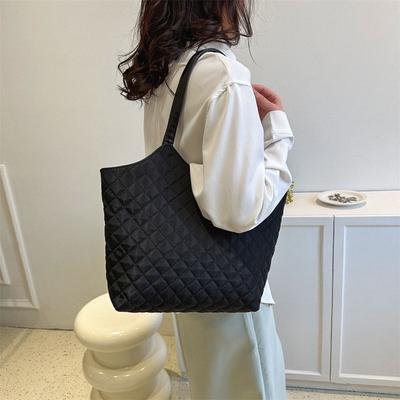 Lightweight Nylon Cloth Large Bag Women's 2025 New Shoulder Women's Bag Rhombus Embroidery Thread Large-capacity Tote Bag
