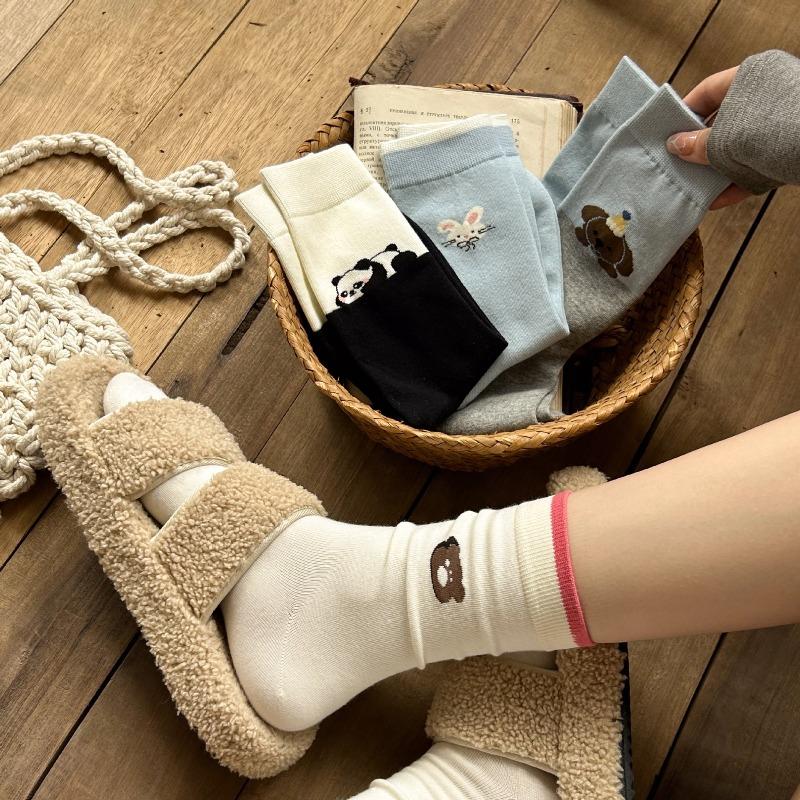 Pure Cotton Women's Autumn and Winter Gentle Color-blocking Cartoon Pile Socks, Cute Style, Versatile AB Style Mid-calf Socks