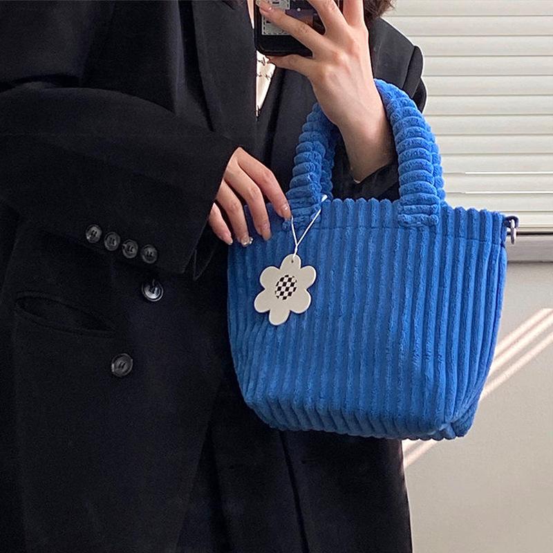 

Новая портативная модная сумка кроссбоди женская синий