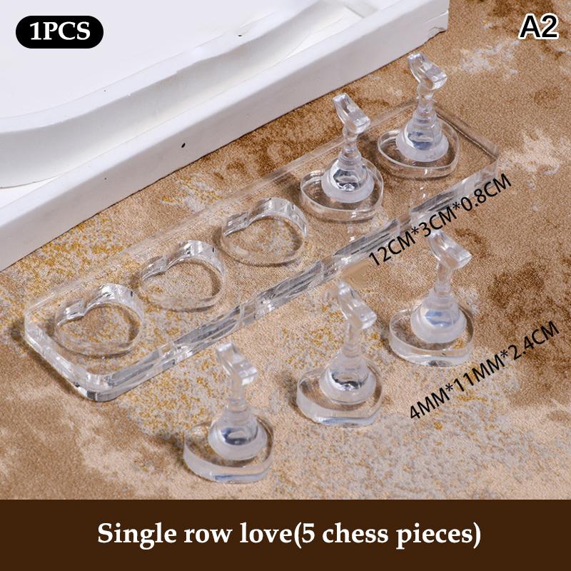Non-Magnetic Acrylic Cartoon Bear Love Shape Nail Stand False For Cat Eye Gel Press On Nails Display Stand Tips Holder