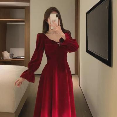 2025 New Velvet Slimming Wedding and Banquet Dress for Brides - Spring/Autumn Casual Wear
