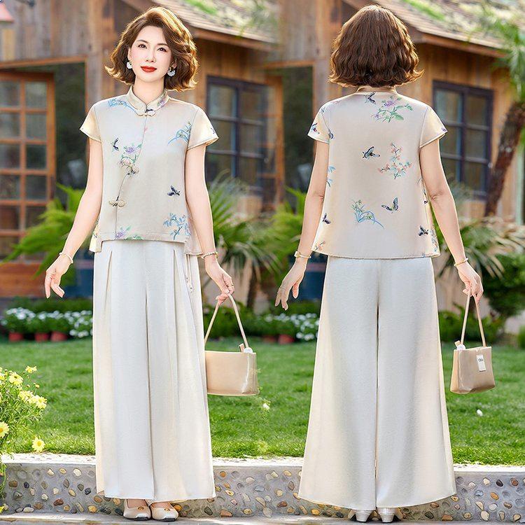 2026 New Stylish Two-Piece Summer Set for Middle-Aged and Elderly Women