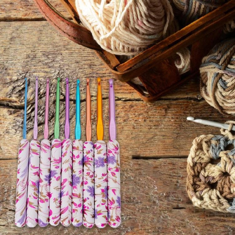 2.5mm-6.5mm Ergonomic Crochet Hooks Set, Crochet Needle for Beginner Hobbyist, Knitting Sweater Scarf Socks Hat Bag