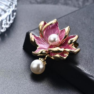 Enamel Lotus Brooch, Pearl High-end Corsage, Retro and Sophisticated Brooch Accessory for Clothing and Accessories.