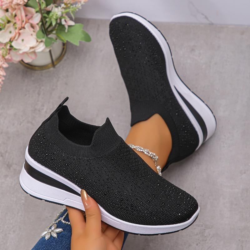New large size spring and autumn new fashion casual rhinestone flying weaving women's sports style casual women's single shoes
