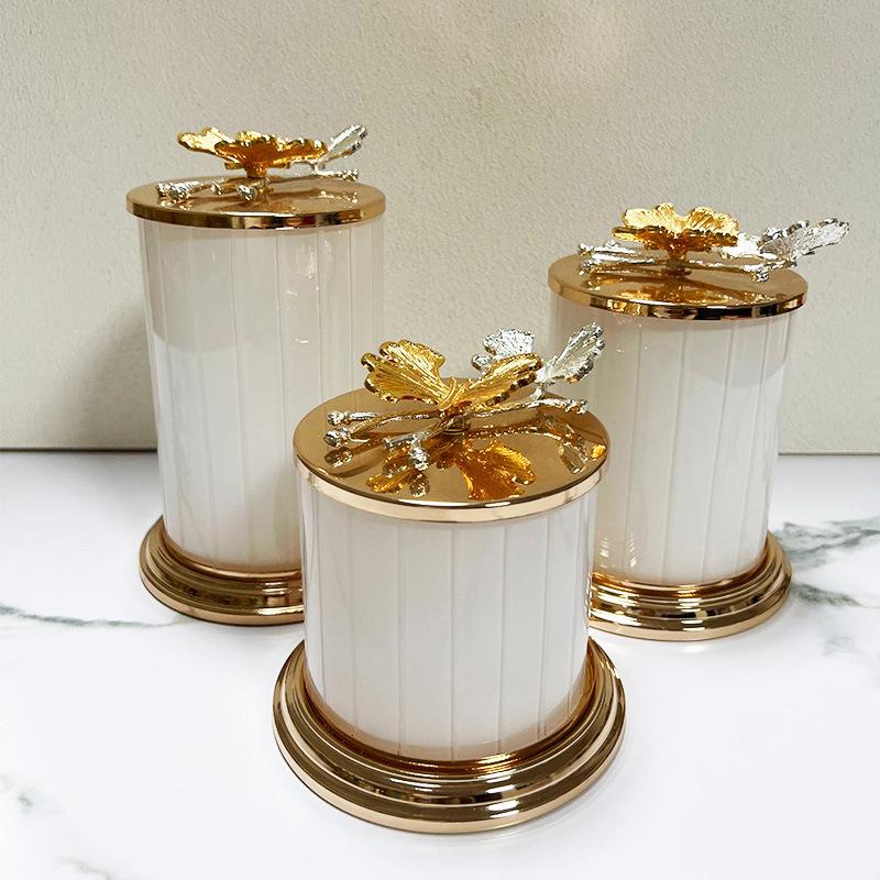 Creative Metal Butterfly Storage Jar Jewelry Cotton Swab Box Home Scented Candle Jar Nut Candy Box Crafts Home Decoration Modern