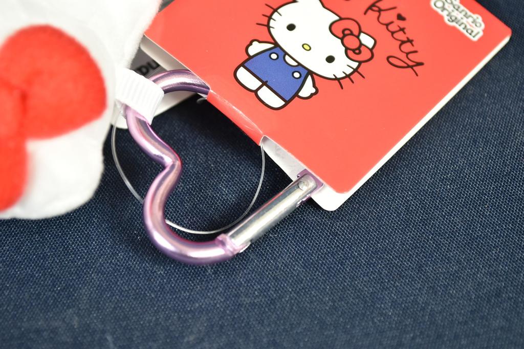 Sanrio Original Hello Kitty Mini Mascot with Heart-Shaped Key Ring H:10cm