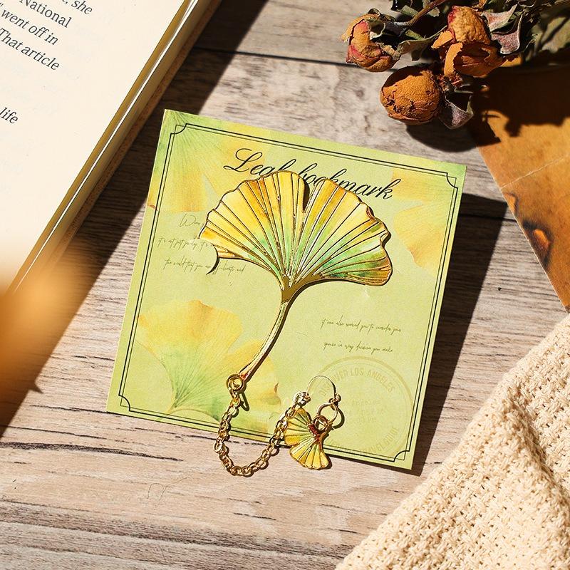 Metal Bookmarks - Vintage Leaf Shape Bookmarks Set, Enamel Gold Edge Book Page Clips, Elegant Chinese Style Reading Accessories (8cm X 8cm)