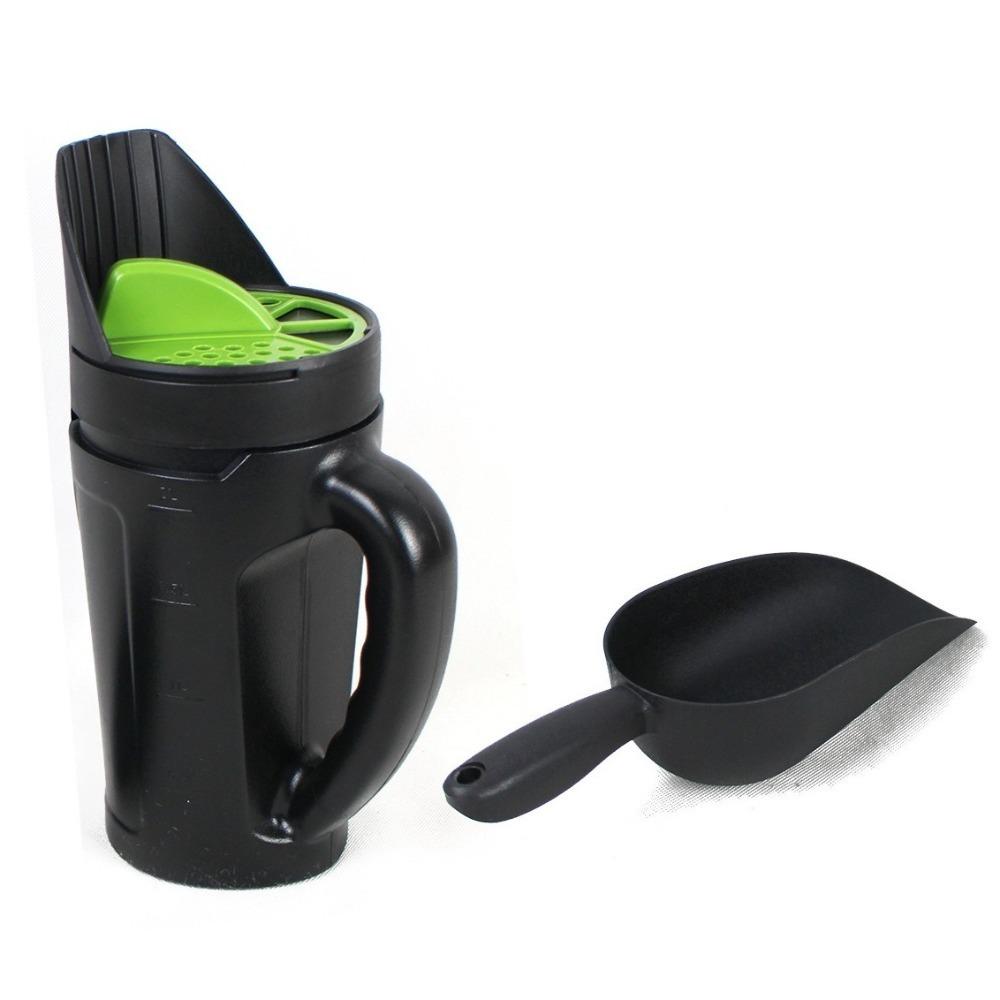 2.5L Fertilizer Salt Spreader Adjustable Lid Lawn Fertilizer Bottle  Grass Seeder