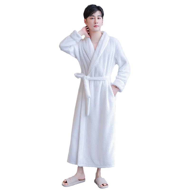 Comfortable Flannel Bathrobe: Thick Long Robe for Women & Couples In Autumn/Winter