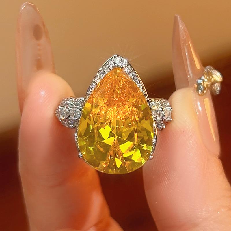Manufacturer's Copper Rings Women's Jewelry Zircon Water Droplet Shape Chinese Red Sea Blue Yellow Luxury Fashion High-end Sense