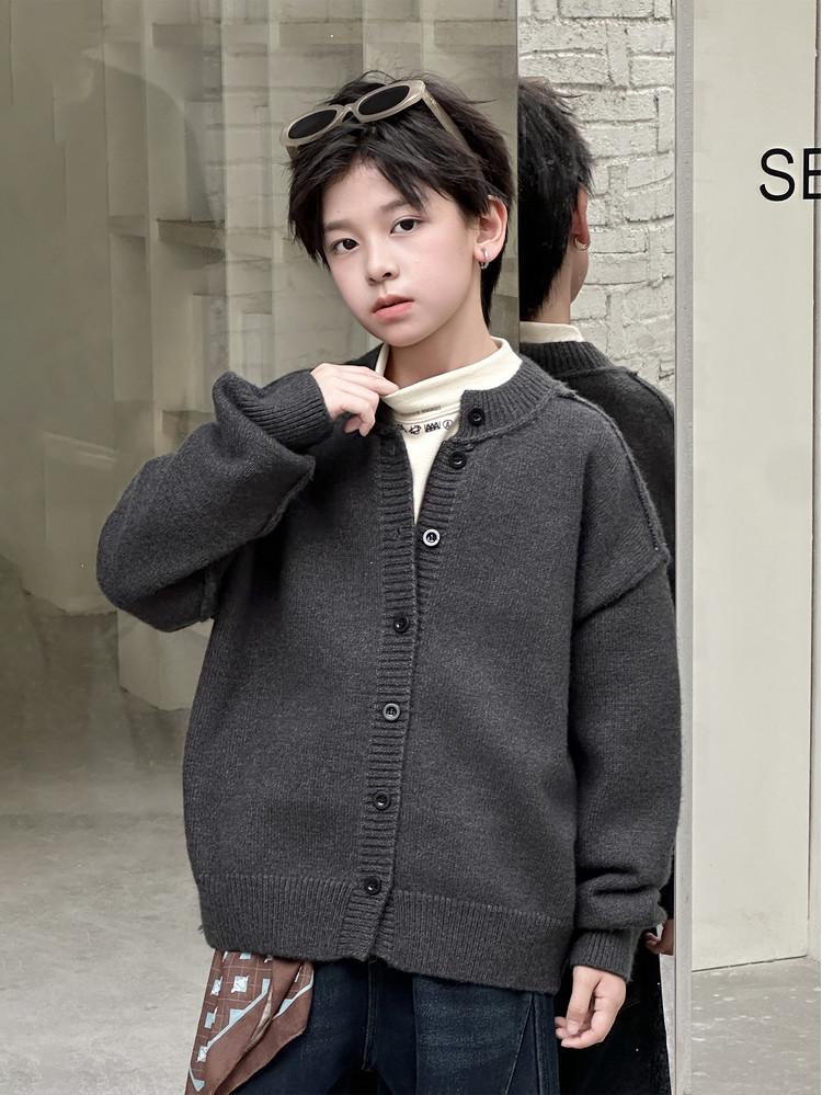 Kardigan chłopięcy szary ciepły dzianinowy – Koreański trend casualowy