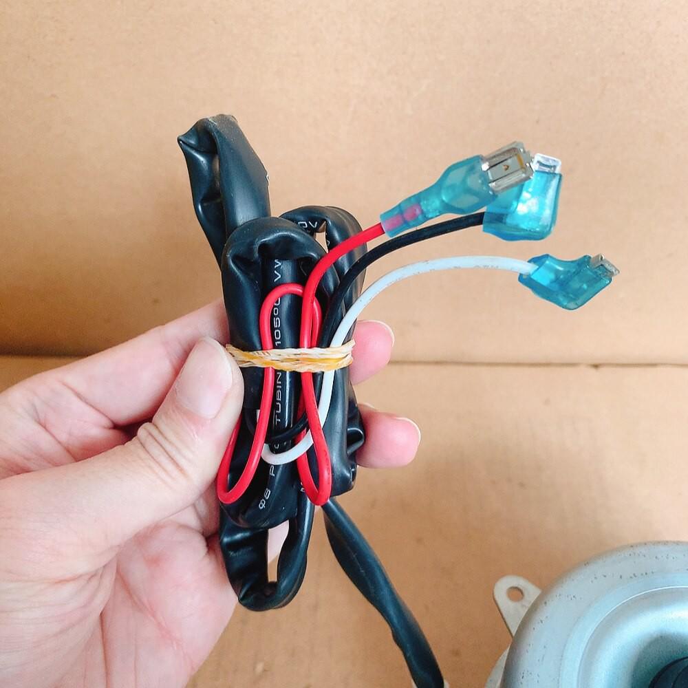 YDK30-6A-10 30W Lüftermotor für Aux Klimaanlagen Außengerät, Rechtsdrehend (3-adrig)