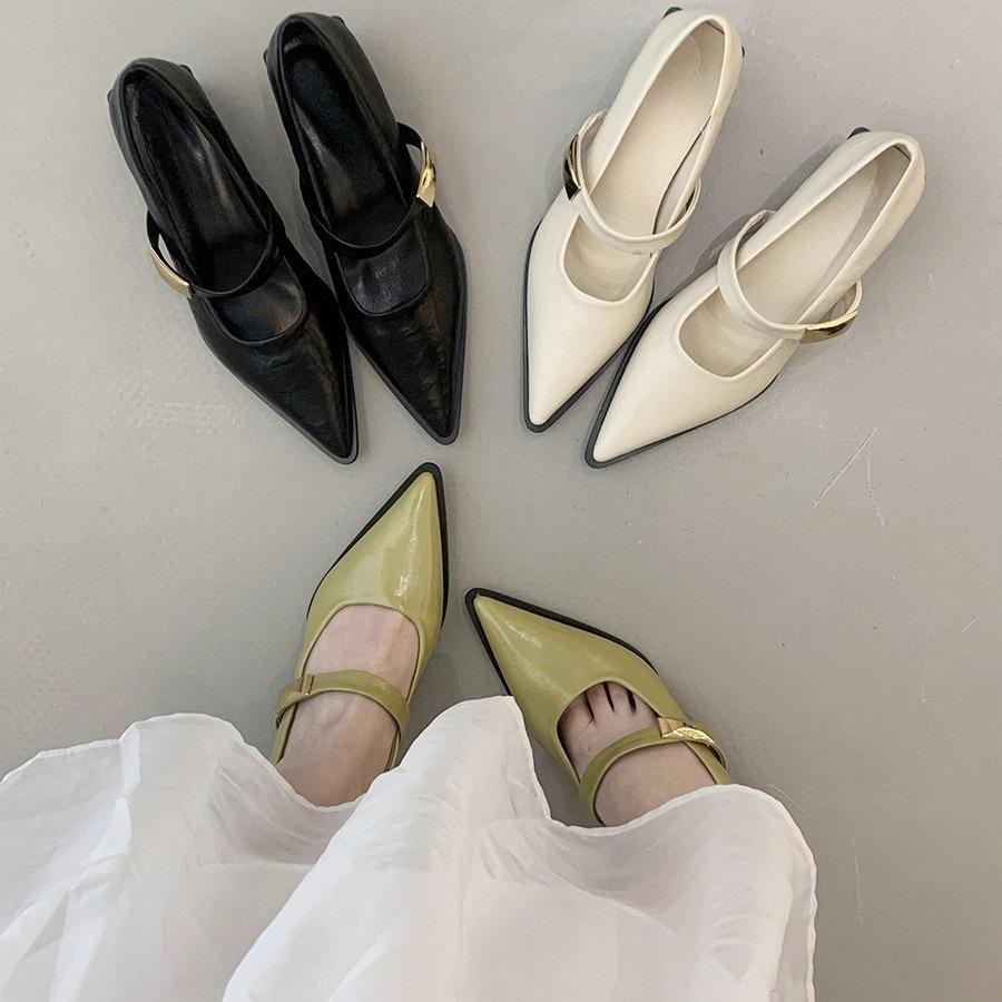 Black Pointed Thick Heel Single Shoes Women's 2025 Spring New French Temperament Late Evening Wind Retro Mary Jane Small Leather Shoes