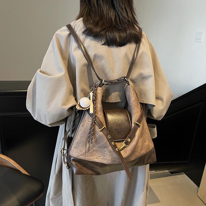 Autumn and Winter Commuting Large-capacity Tote Bag Women's 2025 New High-end Texture Niche Versatile Casual Messenger Bag
