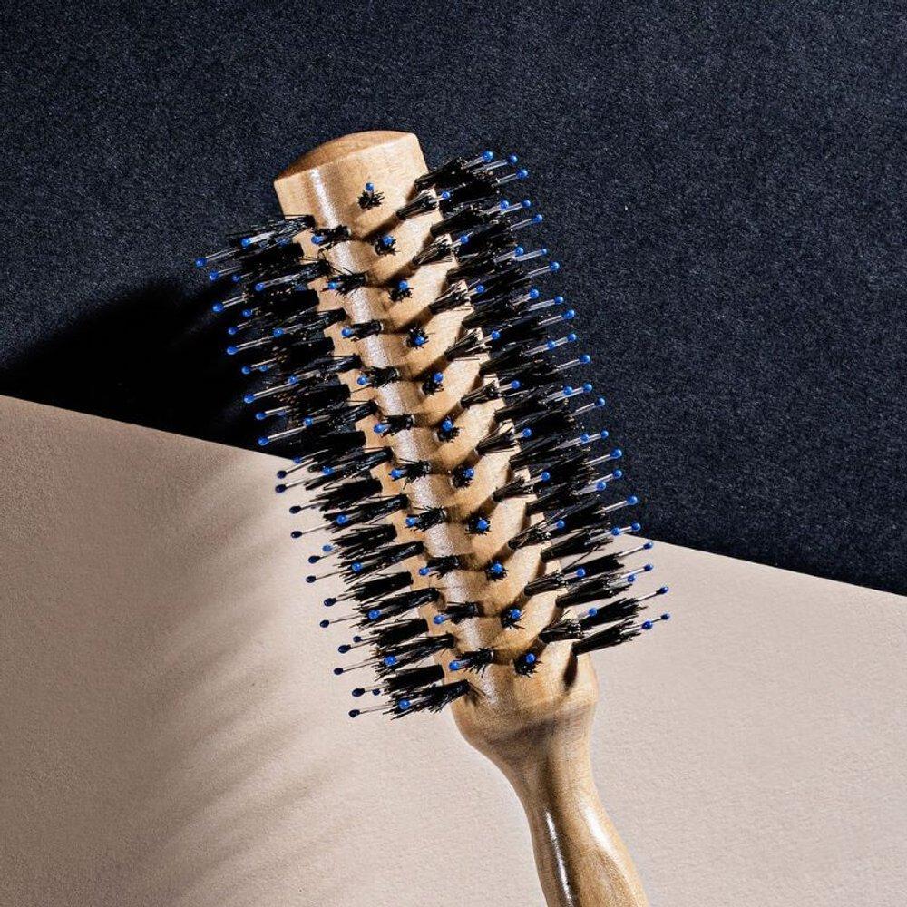 The Blow Dry Brush NO.2