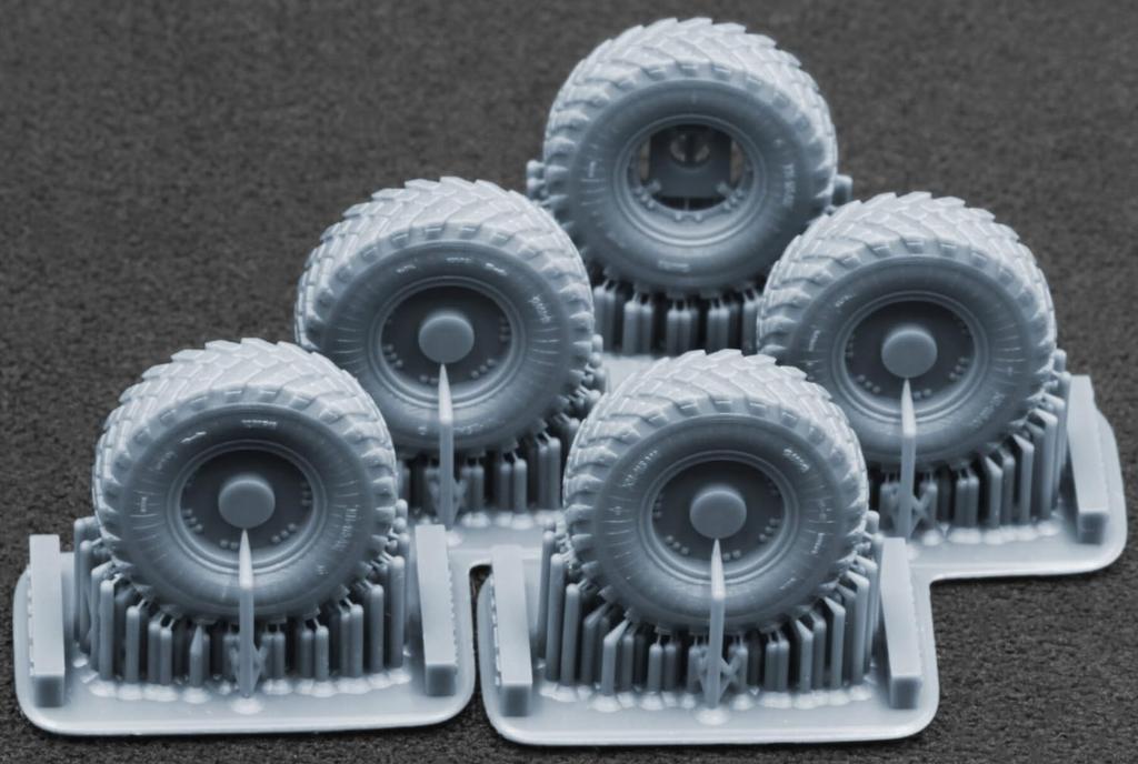 GAZ High Mobility Armored Vehicle Tiger Wheel Set Plastic Model Parts SCXWM72009S Scale-X 1/72 Self-Deforming (5 Pieces) (for Ace) (Military)