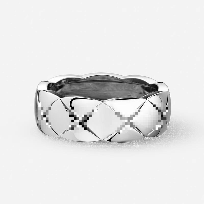 Dieser Klassische Kleine Duftende Wind Rhombus Ring Damen Rose Gold Weißgold Diamantring Partnerring Herren