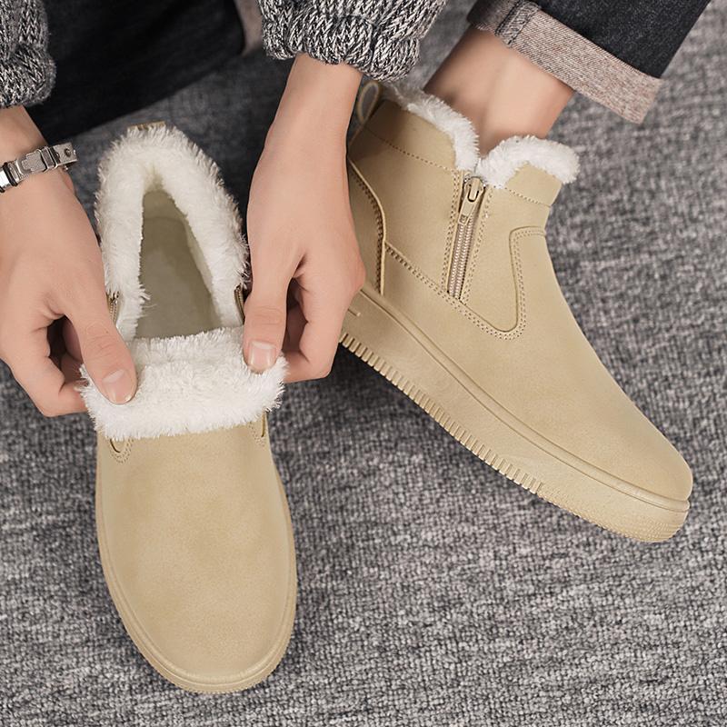 Winter New High-top Snow Boots with Added Insulation for Warmth. Warmth-enhanced Sports Boots for Outdoor Use. Men's Boots.