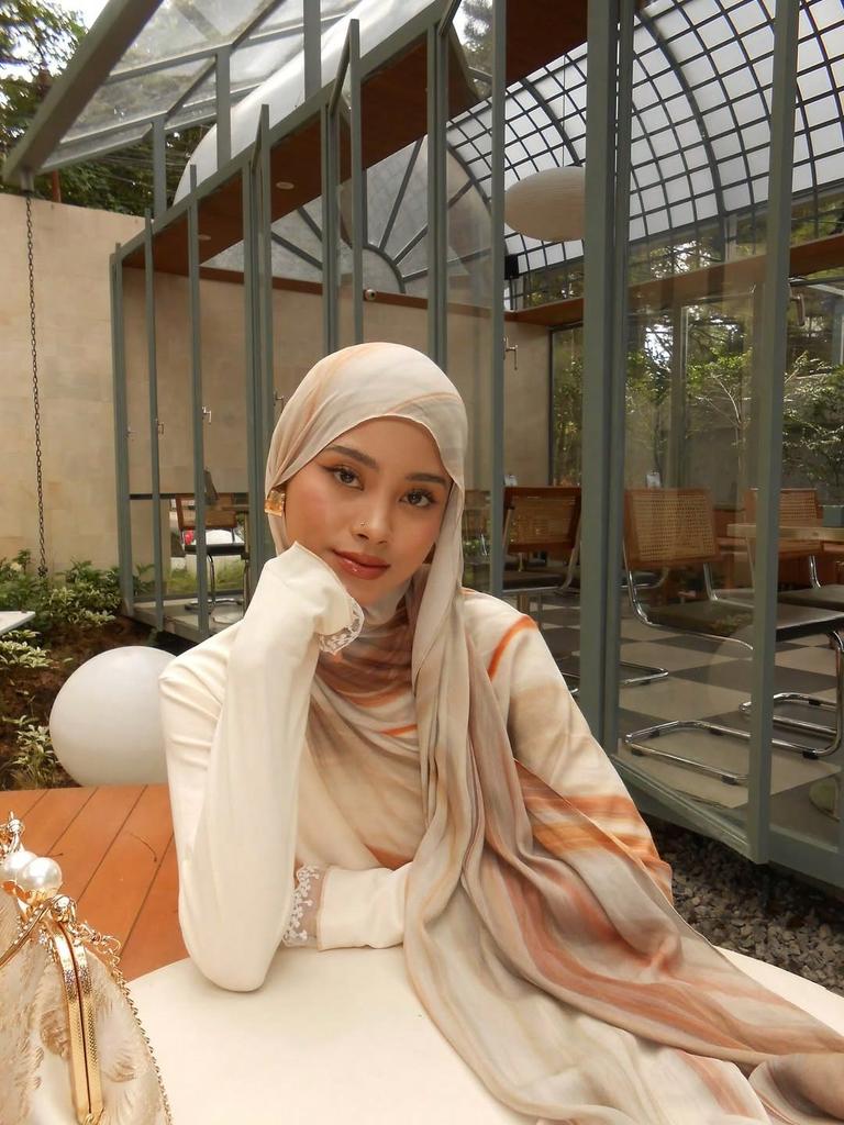 Bohemian Watercolor Print Hijab Women Soft Islam Ramadan Muslim Hijabs Foulard Shawl Wrap Turban Scarf Headscarf Outdoor Photo