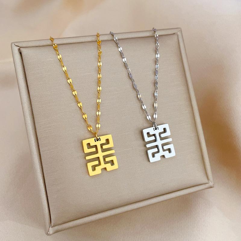 Titanium Steel Classic Retro Happy Character Simple Wind Furnace Real Gold Necklace Female Collarbone Chain Accessories