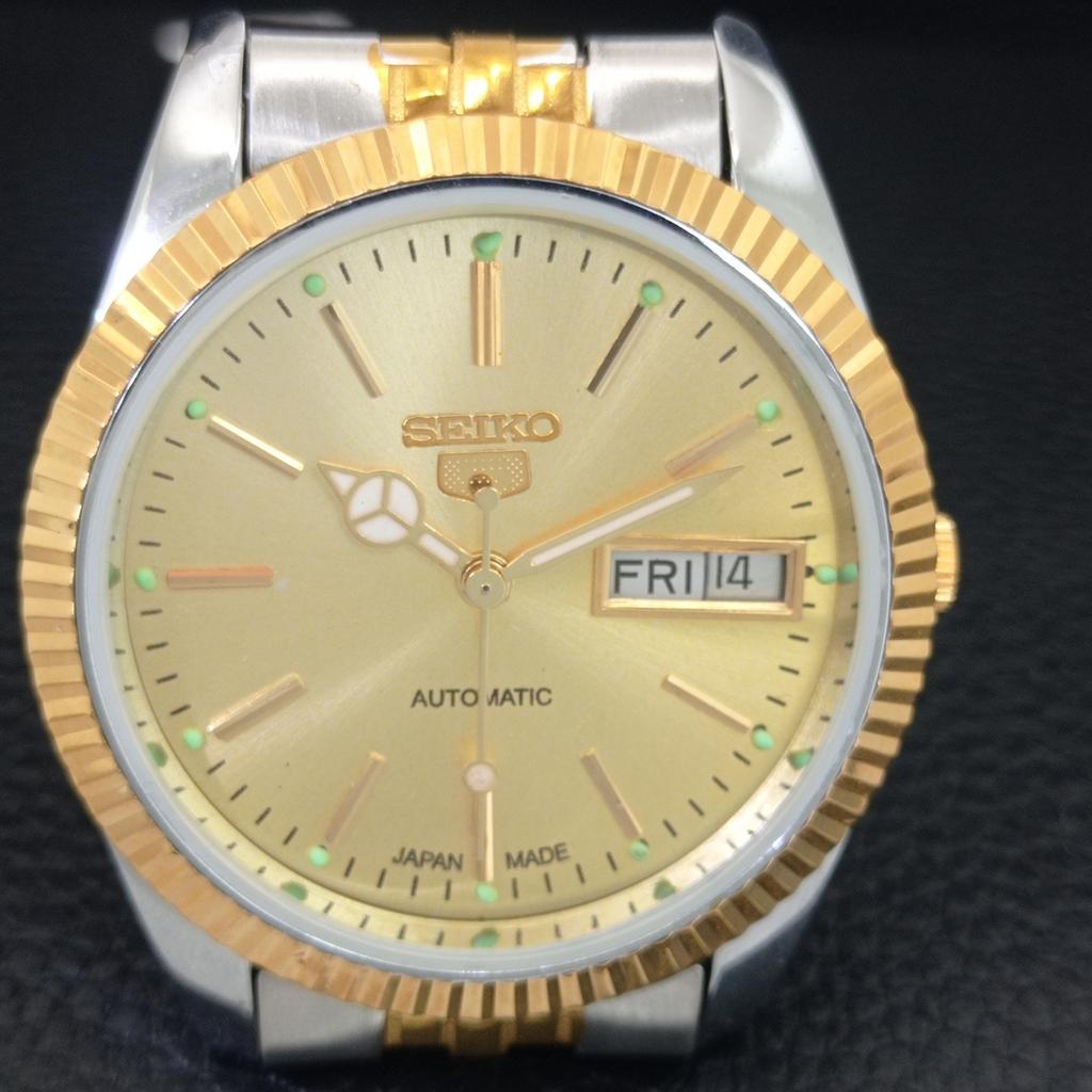 JAPAN VINTAGE REFURBISHED SEIKO 5 AUTOMATIC MENS GOLDEN DIAL WATCH a443187-1
