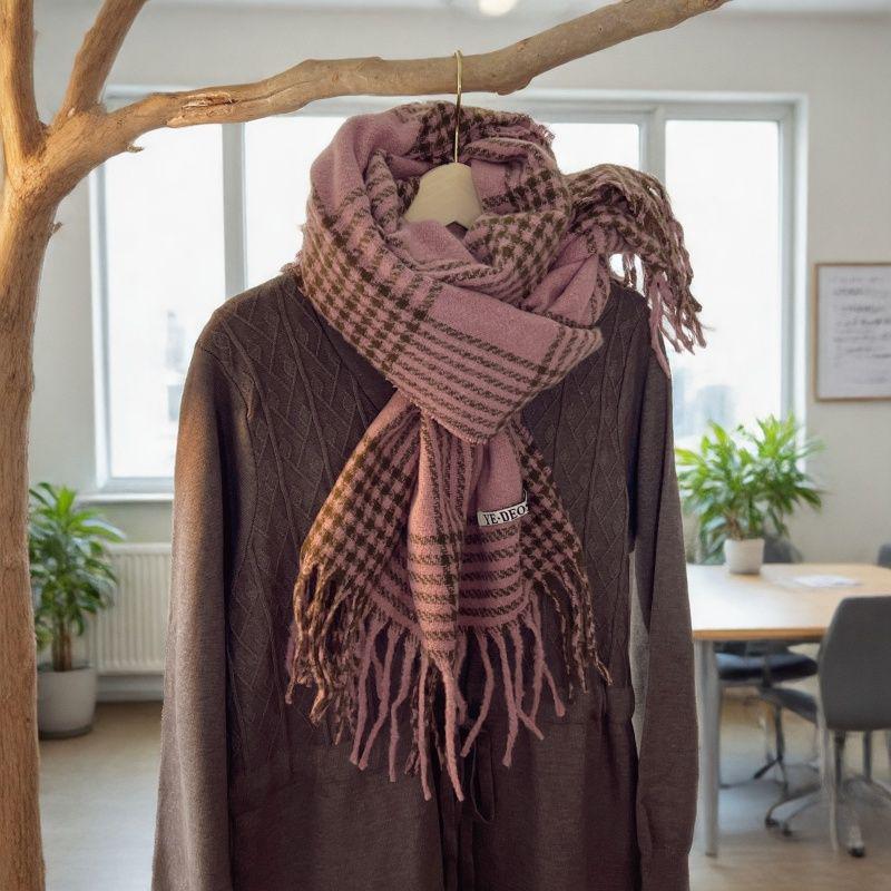 Blue Plaid Tassel Scarf: Versatile Warm Neck Warmer for Women & Couples - Autumn/Winter 2025