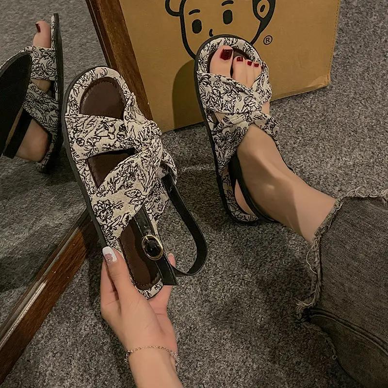 

Распродажа женской обуви в римском стиле с открытым носком 2025 Роскошные шикарные и элегантные летние женские сандалии Распродажа Тренд Повседневные Корея На сандали 40