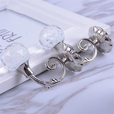 2pcs Curtain Holdbacks Wall Mounted Drapery Tiebacks Metal Crystal Curtain Hanging Hook Decorative for Bedroom Livingroom