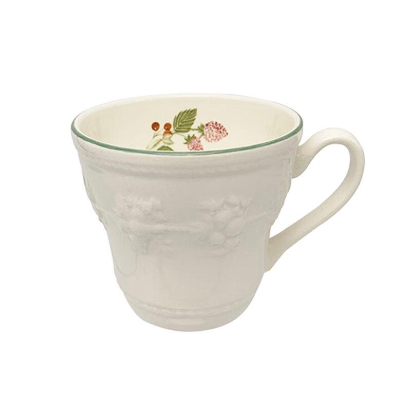 Wedgwood Holiday Mug & Parker Vector XL Pen Gift Set