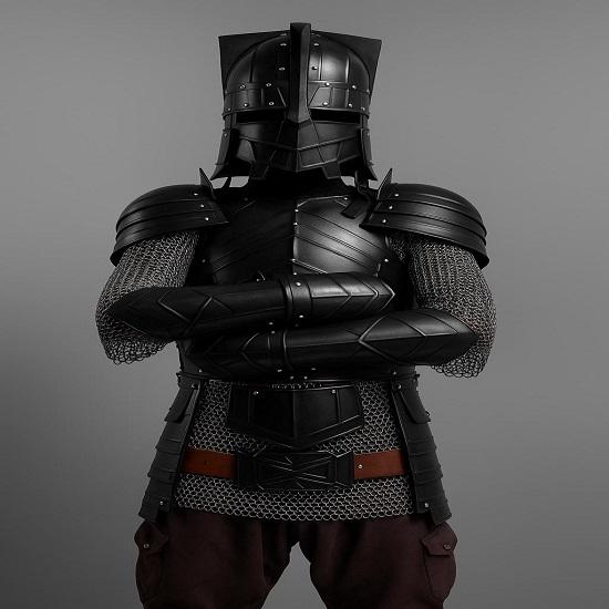 

Гном Мории Гномья Черная Броня Средневековый Рыцарский Доспех Костюм Полный Стальной LARP Набор Доспехов Готический Крестоносец Косплей Лучший Подарок