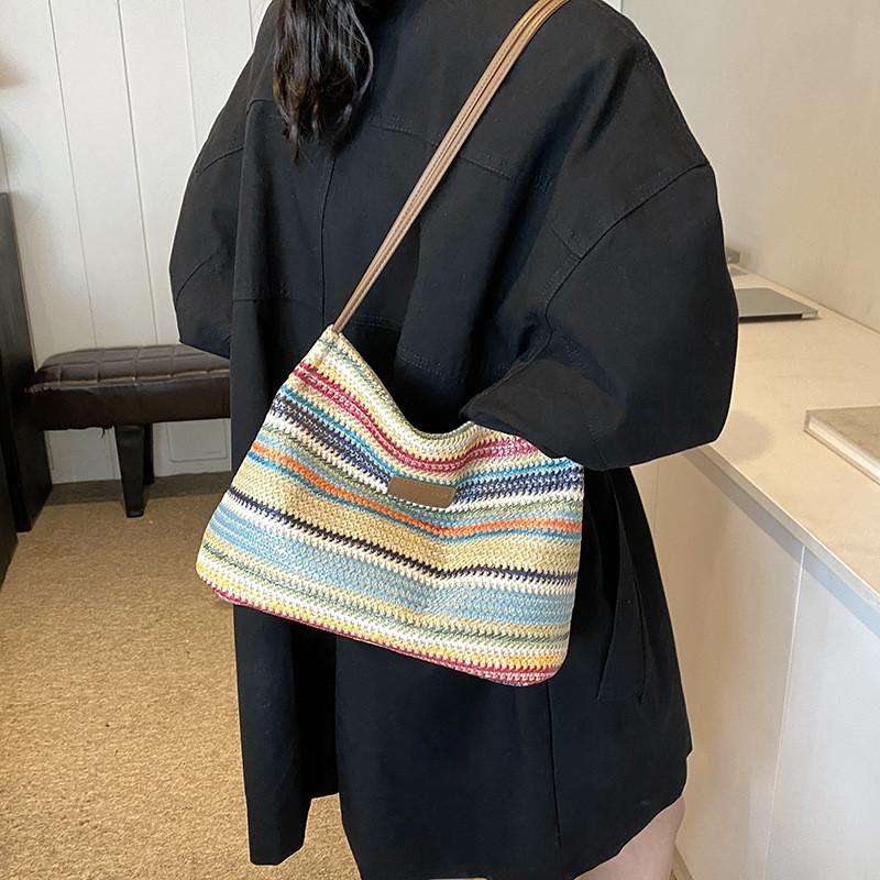 Fashionable Fall Shoulder Bucket Bag Unique Woven Design Perfect For Daily Use And Outings