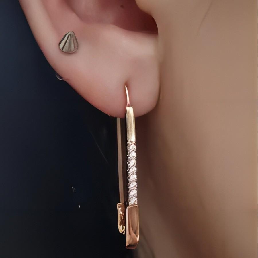 Elegant Copper Zircon Clip Earrings Stylish Ol Fashion For Women 2024 Spring